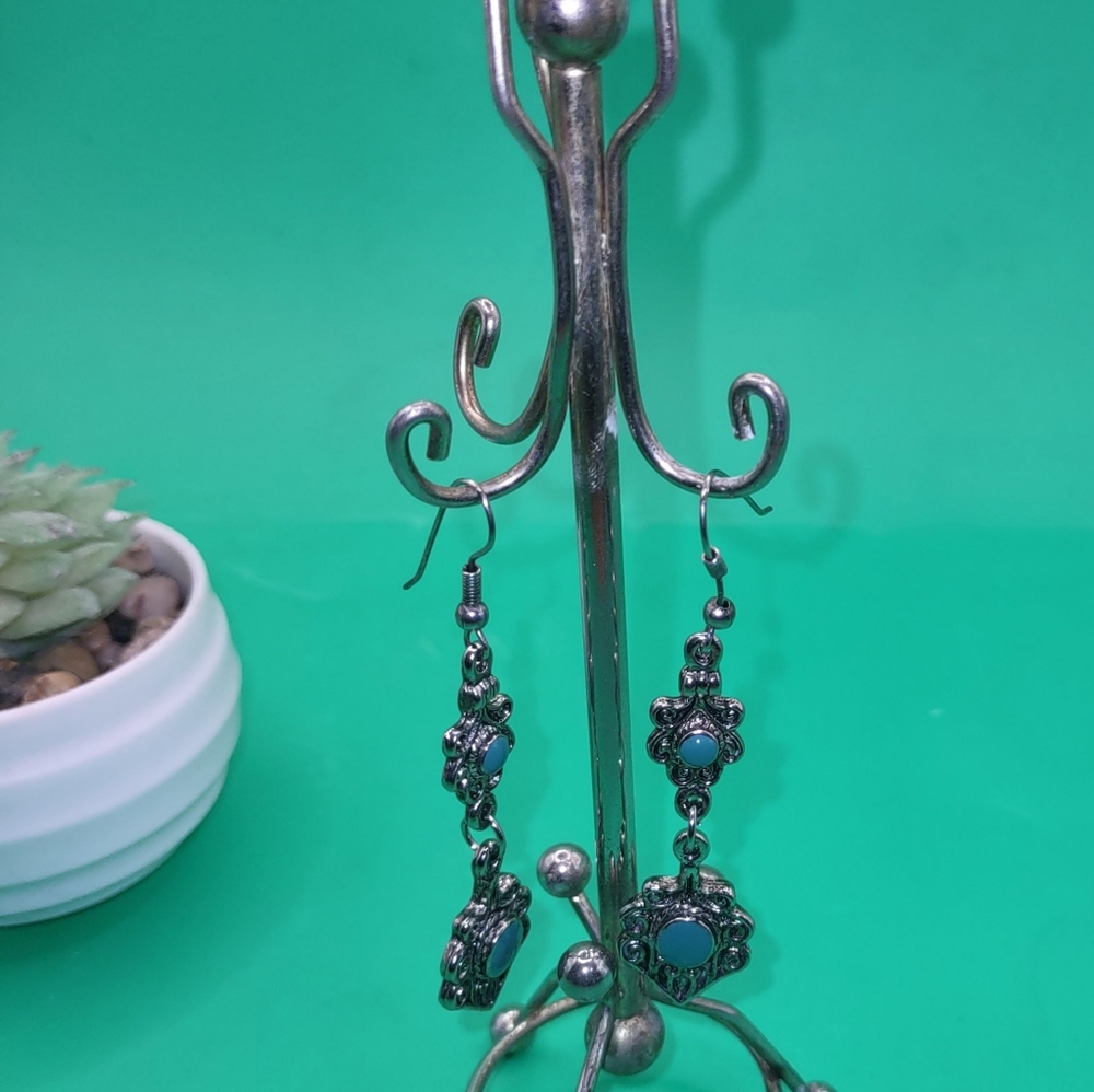 Elegant Silver and Blue Dangle Earrings